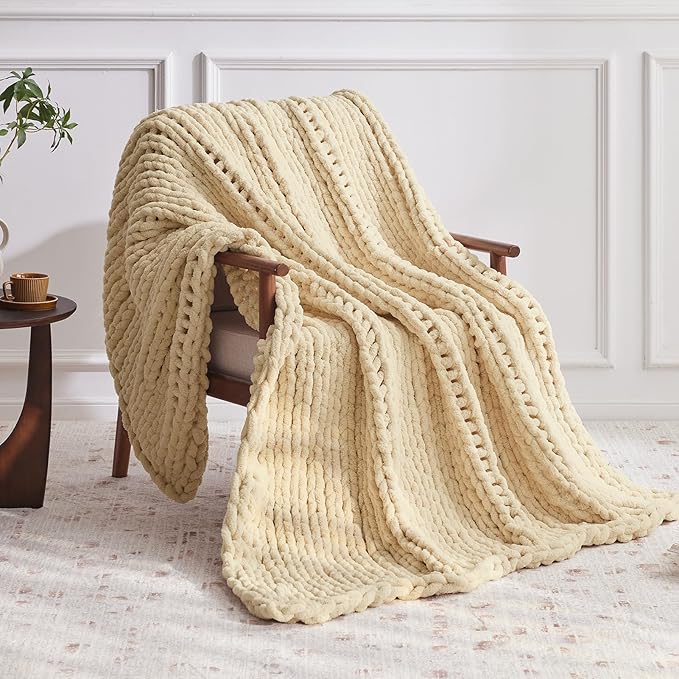 Chunky Knit Throw Blanket, 40''*50'' Knitted Throw Chenille Yarn for Bed Couch, Handmade Oatmeal Crochet Big Thick Blanket, Machine Washable Cute Comfy Blanket for Home Decor