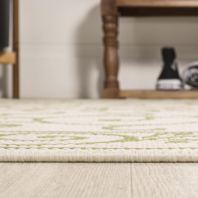 JONATHAN Y Vintage Filigree Indoor Outdoor Runner Rug 2X8 Cream/Green, Charleston Textured Weave for Backyard, Patio, Porch, Easy-Cleaning, High Traffic, Pet-Friendly, Non-Shedding (SMB106I-28)