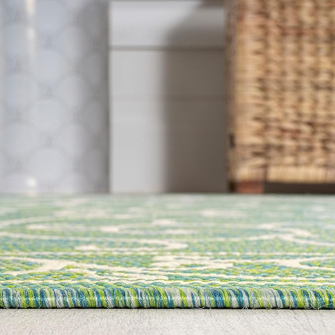 JONATHAN Y Vintage Filigree Indoor Outdoor Runner Rug 2X8 Green/Ivory, Charleston Textured Weave for Backyard, Patio, Porch, Easy-Cleaning, High Traffic, Pet-Friendly, Non-Shedding (SMB106K-28)