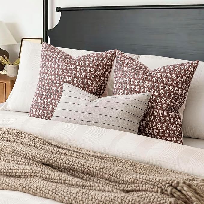 Foindtower Set of 2 Decorative Vintage Floral Print Throw Pillow Covers Neutral Modern Farmhouse Cushion Covers Boho Home Decor for Sofa Couch Chair Bedroom Living Room,22×22 Inch,Wine Red