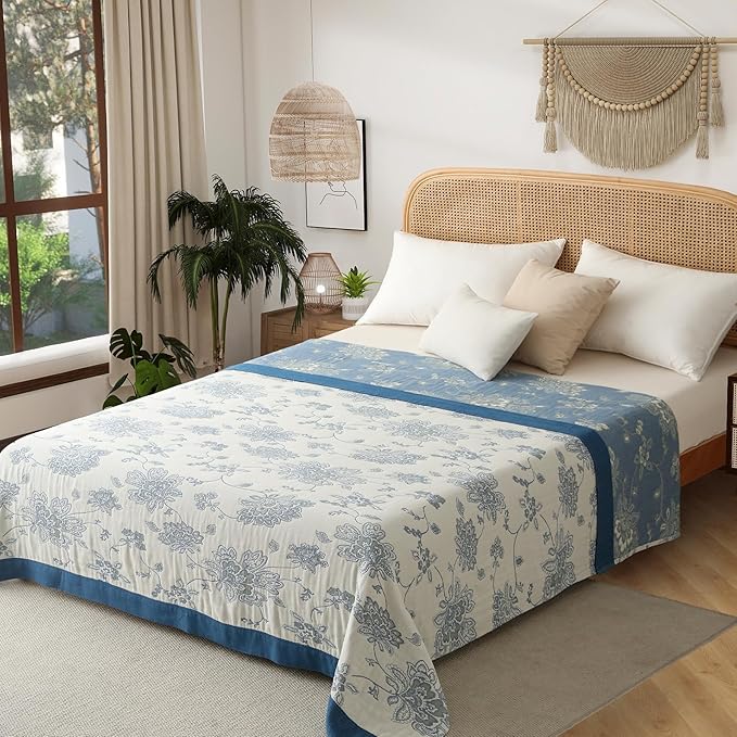 Boho Throw Blanket Twin Size, Soft Cozy Cotton Muslin Quilt Blanket for Bed Decor, Floral Patterned Couch Sofa Chair Cover, Vintage Farmhouse Cottage Tapestry Woven Blanket, Blue and White