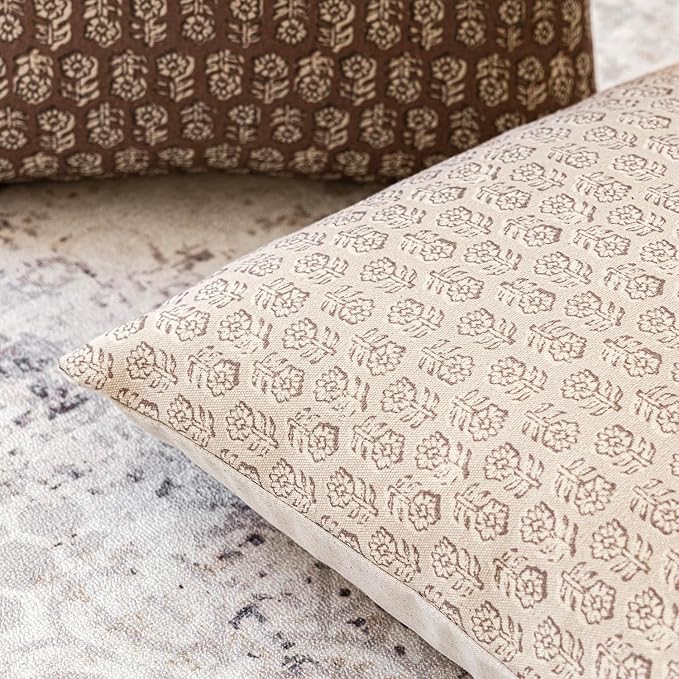 Foindtower Set of 2 Decorative Neutral Floral Print Throw Pillow Covers Vintage Accent Farmhouse Cushion Covers Boho Home Decor for Sofa Couch Chair Bedroom Living Room,24×24 Inch,Ivory Beige