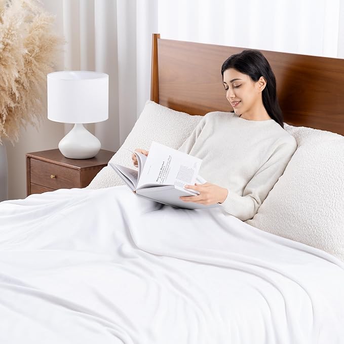 Luxury Fleece Warm Blanket, Soft Lightweight Velvety Plush Blanket for Sofa and Bed, Cozy Comfy for All Seasons(True White, 108×90 Inches)