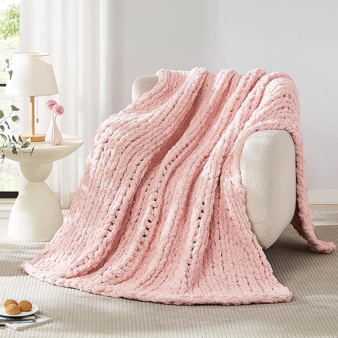 L'AGRATY Chunky Knit Blanket Throw - Soft Chenille Yarn Throw Blanket 40x50: Handmade Thick Knit Crochet Blanket - Large Chunky Rope Pink Throw Blanket for Couch Sofa Bed Home Decor