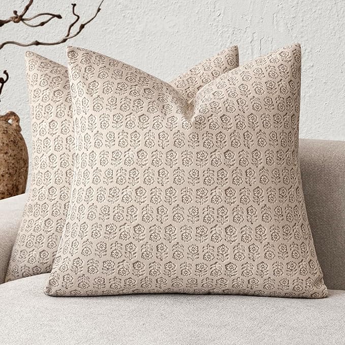 Foindtower Set of 2 Decorative Neutral Floral Print Throw Pillow Covers Vintage Accent Farmhouse Cushion Covers Boho Home Decor for Sofa Chair Couch Bedroom Living Room,18×18 Inch,Ivory Beige