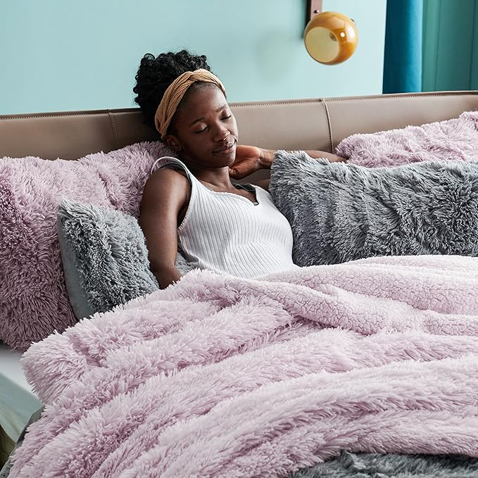 Bedsure GentleSoft Fuzzy Sherpa Faux Fur Twin Blanket Lavender Purple Cozy Gifts for Women Men, Soft Fleece Plush Warm Thick Blanket Twin Size for Bed, Room Dorm Essentials Purple Decor Gifts, 60x80