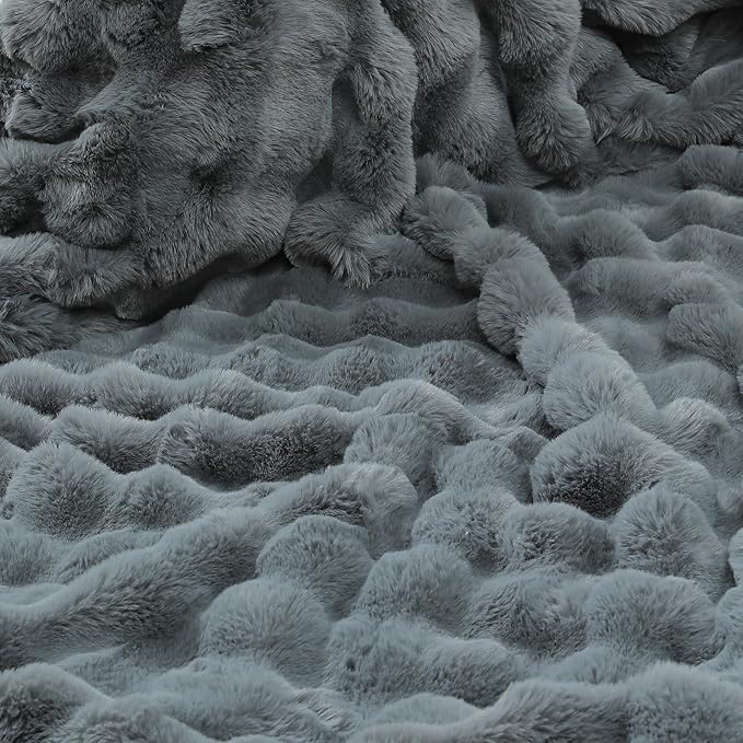 RYNGHIPY Faux Fur Blanket Double-Sided Thick Warm Blanket for Couch Soft Fluffy Furry Blankets for Sofa Chair (Dark Grey, 51''x63'')