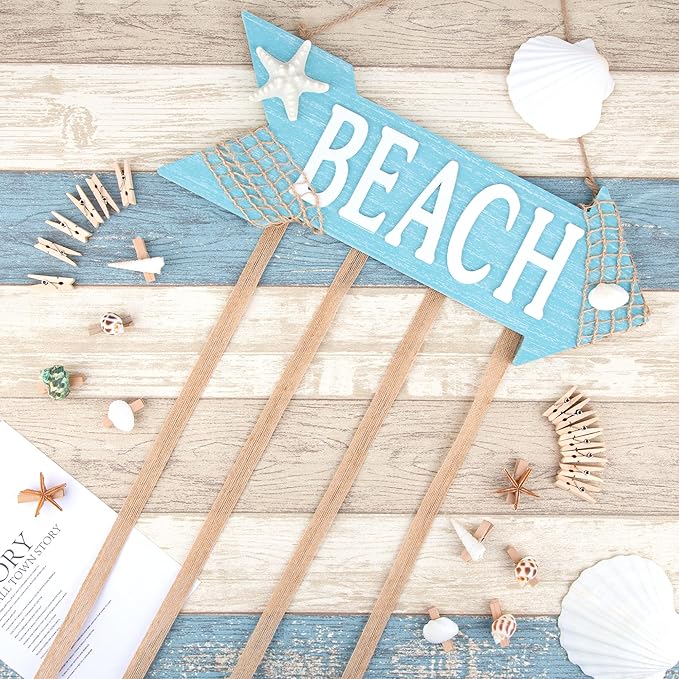 Coastal Style Hanging Photo Display Holder with 30 Clips (10 Shell Clips), Wooden Frames Wall Picture Organizer for Beach Decor, Collage Display, Postcards, Holiday Cards & Home Decoration