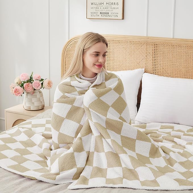 JOOJA Soft Cozy Checkerboard Beige Knit Throw Blanket for Couch Plaid Checkered 50x60 in