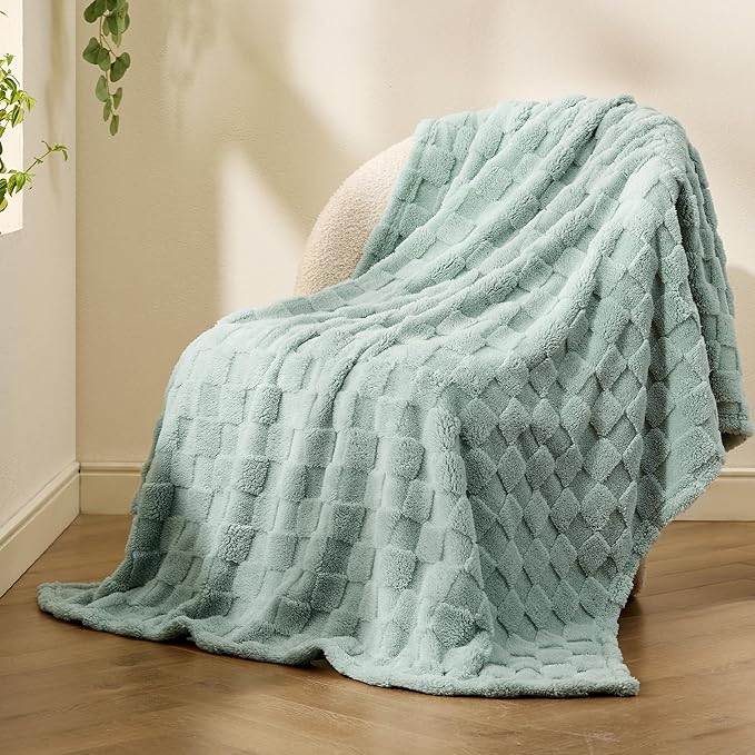 Bedsure GentleSoft Sage Green Twin XL Blanket for Bed - Super Soft Cozy Fleece Blankets for Women, Cute Throws for Girls, Dorm Room Essentials for Girls Teens Back to School, 66x90 Inches