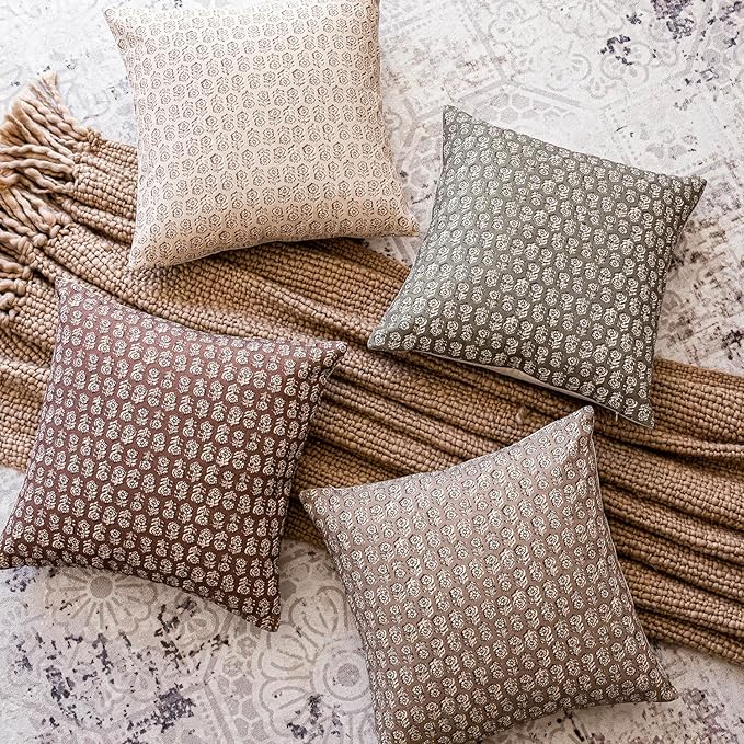 Foindtower Set of 2 Decorative Vintage Floral Print Throw Pillow Covers Neutral Modern Farmhouse Cushion Covers Boho Home Decor for Sofa Couch Chair Bedroom Living Room,22×22 Inch,Wine Red