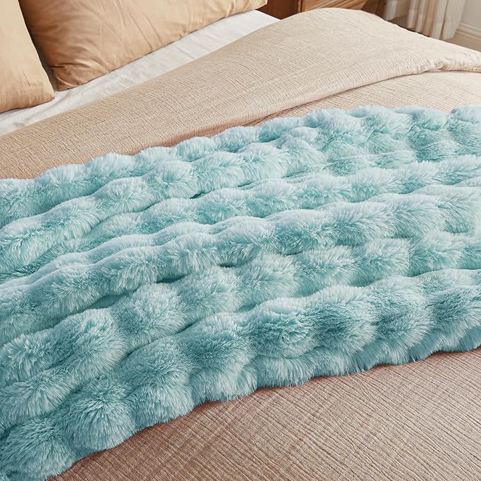JELLYMONI Faux Fur Throw Blanket, Blue Cozy Plush Bubble Bed Blanket, Thick and Warm, King (108" x 90")