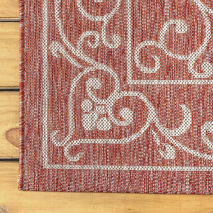 JONATHAN Y Vintage Filigree Indoor Outdoor Runner Rug 2X8 Red/Beige, Charleston Textured Weave for Backyard, Patio, Porch, Easy-Cleaning, High Traffic, Pet-Friendly, Non-Shedding (SMB106B-28)